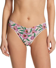 Load image into Gallery viewer, Hanky Panky Printed Signature Lace Low Rise Thong